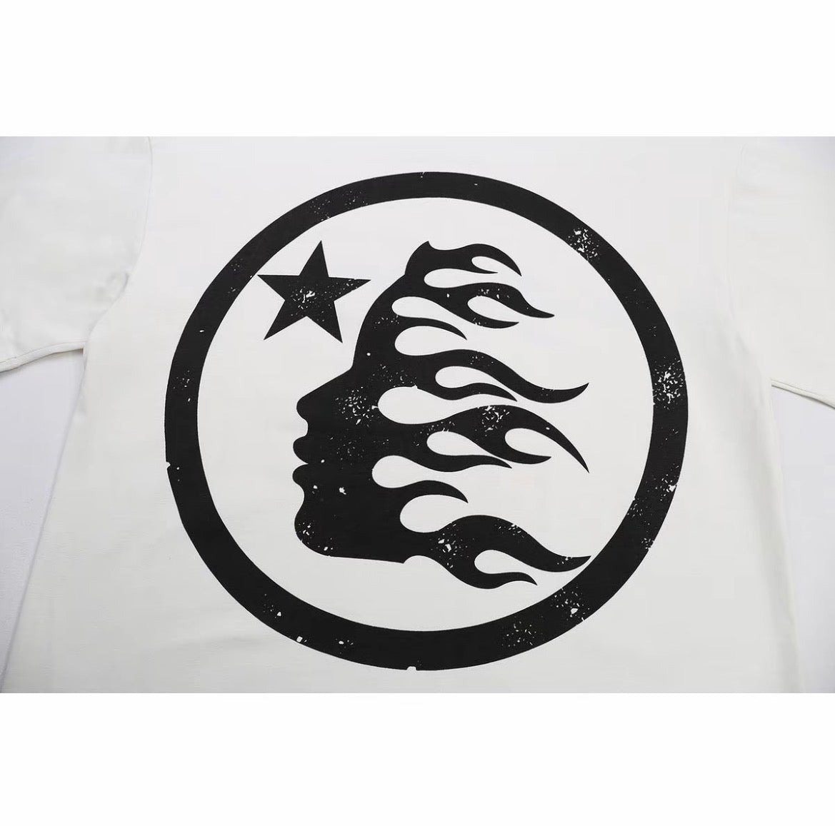 Hellstar Signature Graphic Tee – White