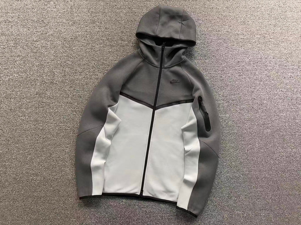 Nike Tech Fleece
