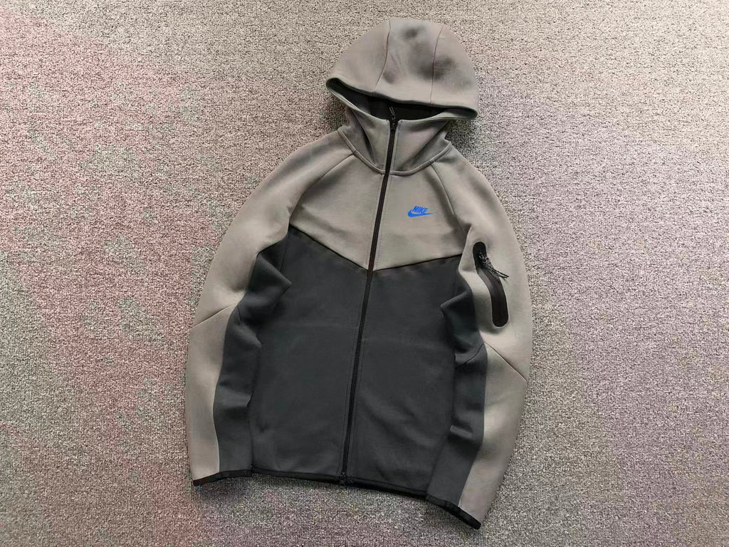 Nike Tech Fleece