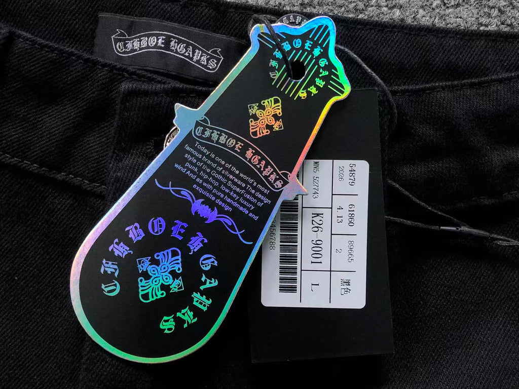 Short Chrome Hearts Cross Patch Carpenter