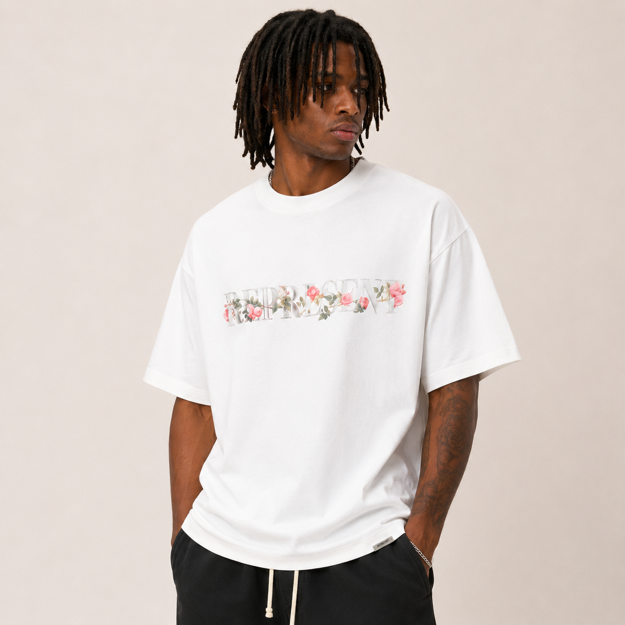 Camiseta Represent Floral Initial