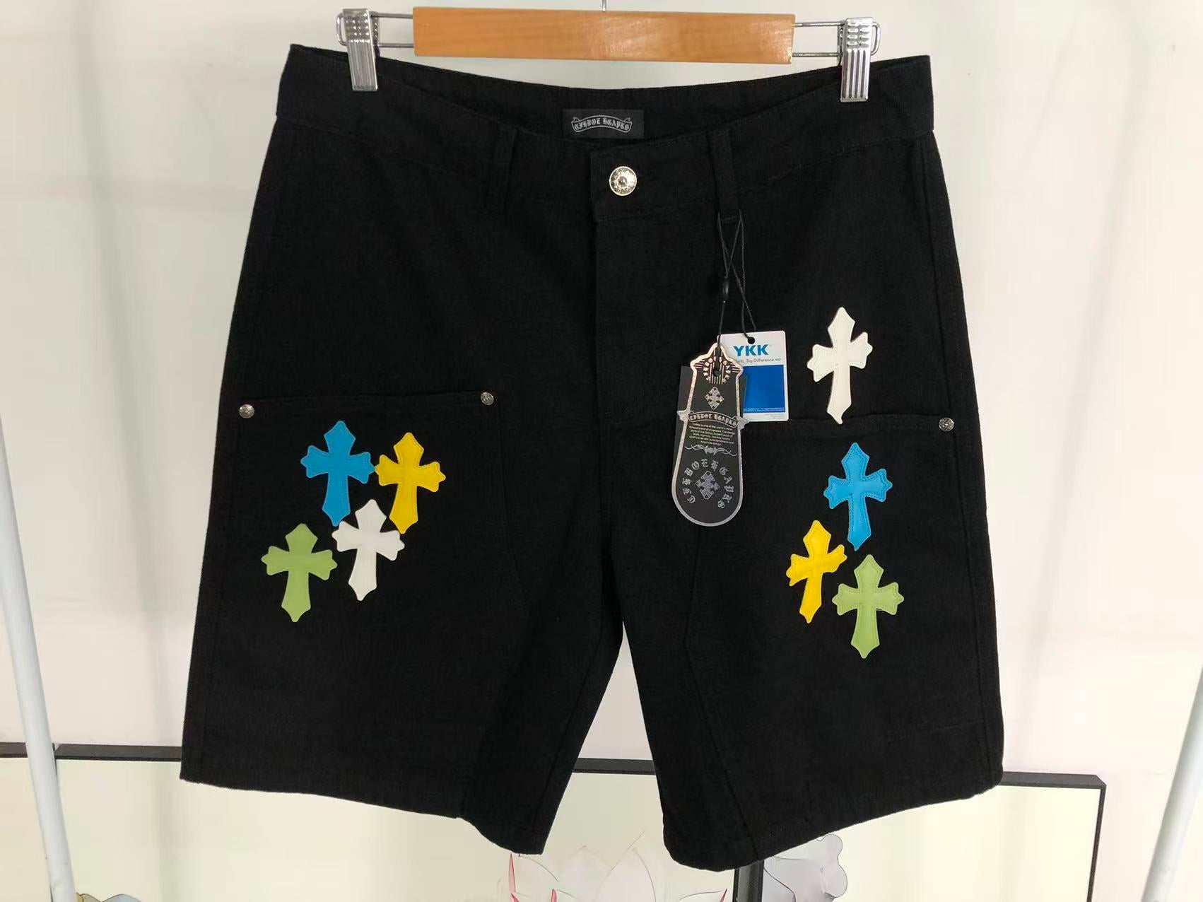 Short Chrome Hearts Cross Patch Carpenter