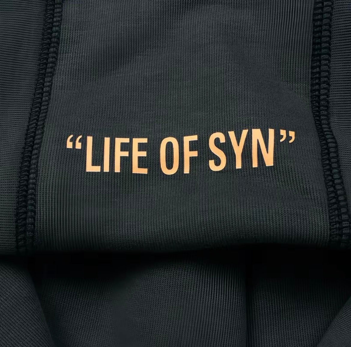 Syna x Central Cee Zip pants – Black