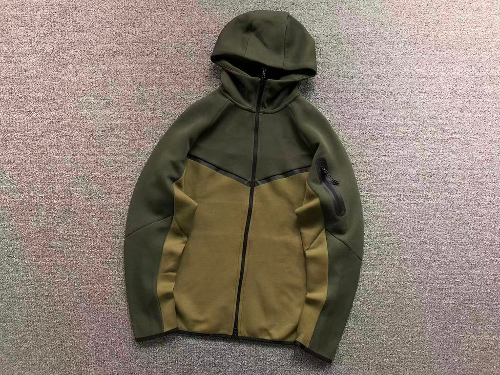 Nike Tech Fleece