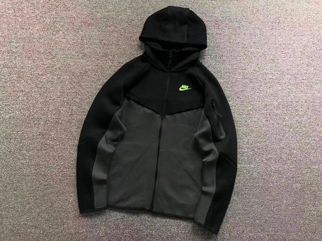 Nike Tech Fleece