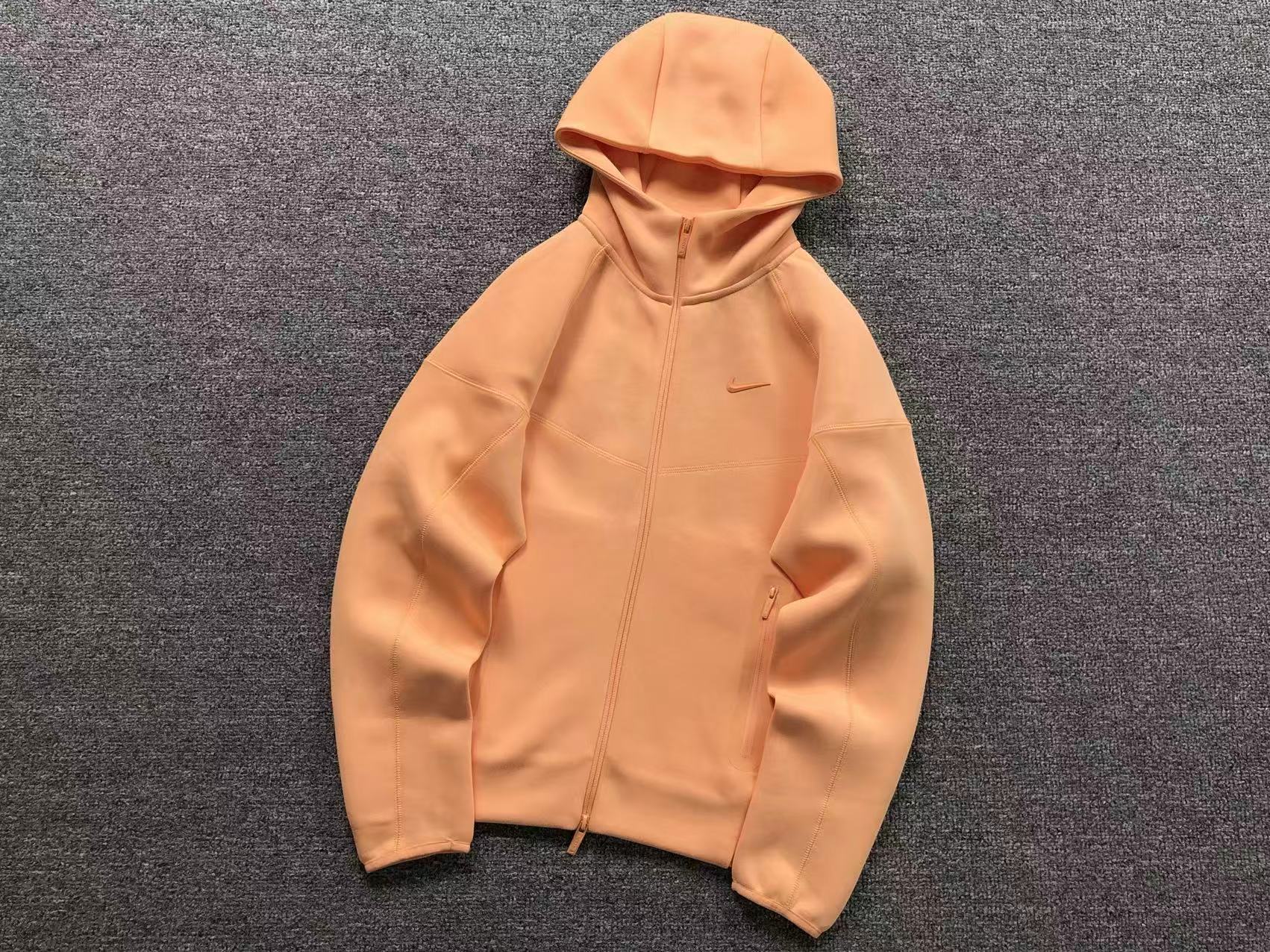 Nike NOCTA Tech Fleece “Apricot Agate”