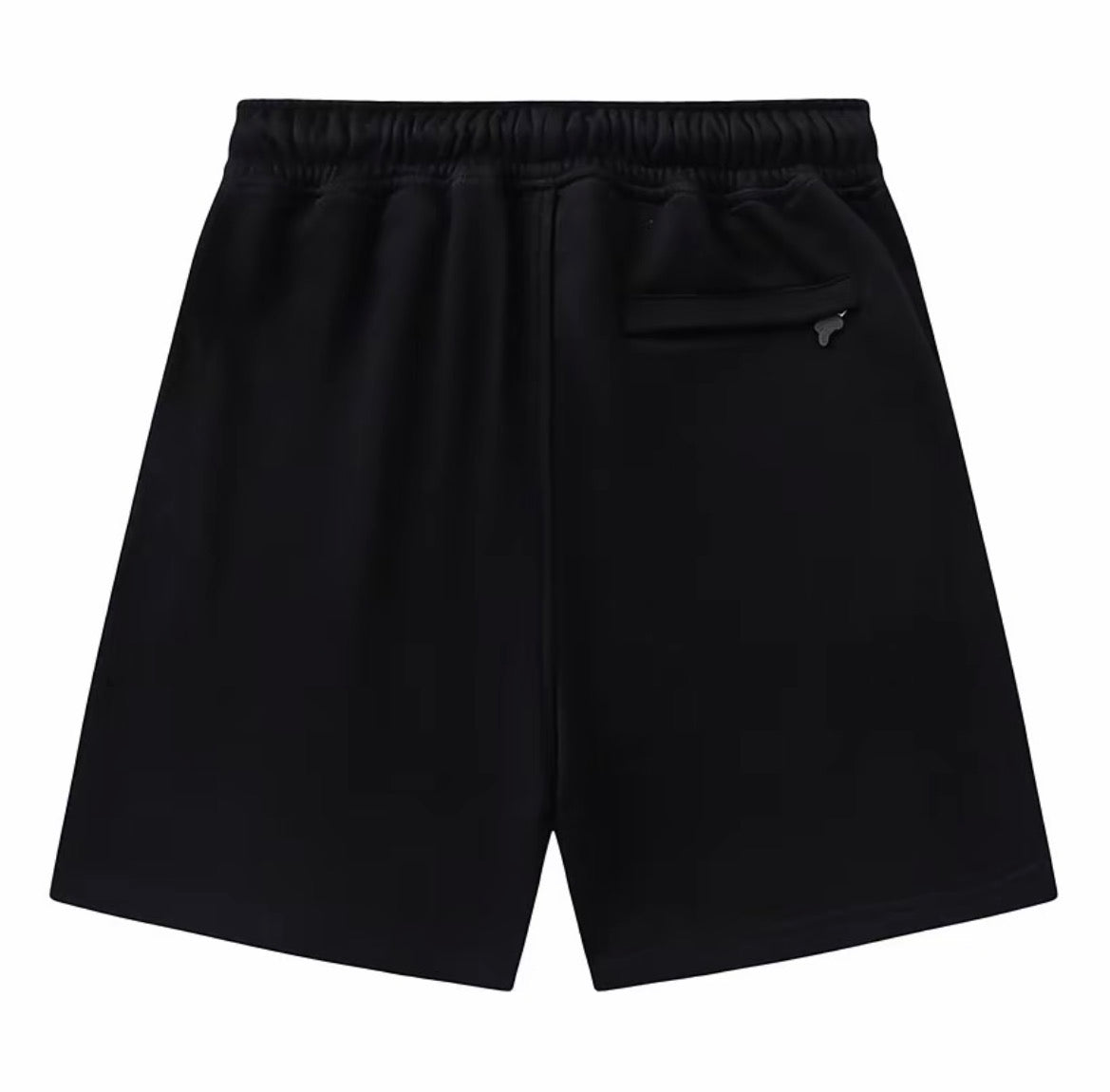 Syna Oversize Tag Shorts – Black - Central cee