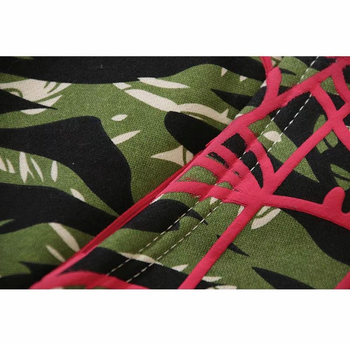 Sp5der Web Camo Hoodie – Red Spider (Kanye Edition)