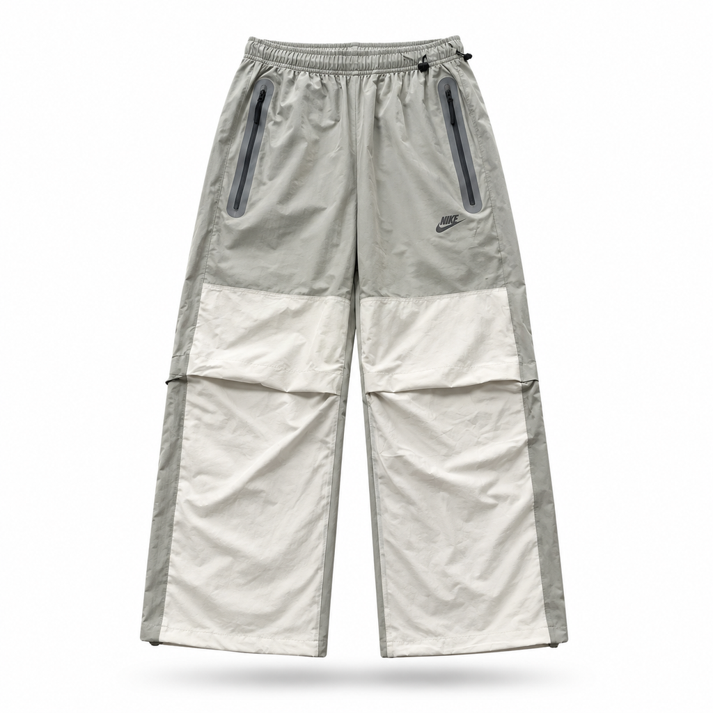 Pantalón Windrunner Nike Tech