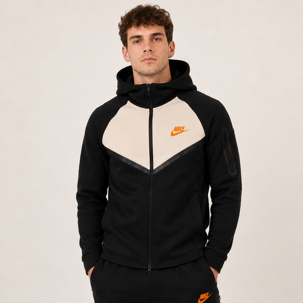 Nike Tech Fleece “Black/Sail”