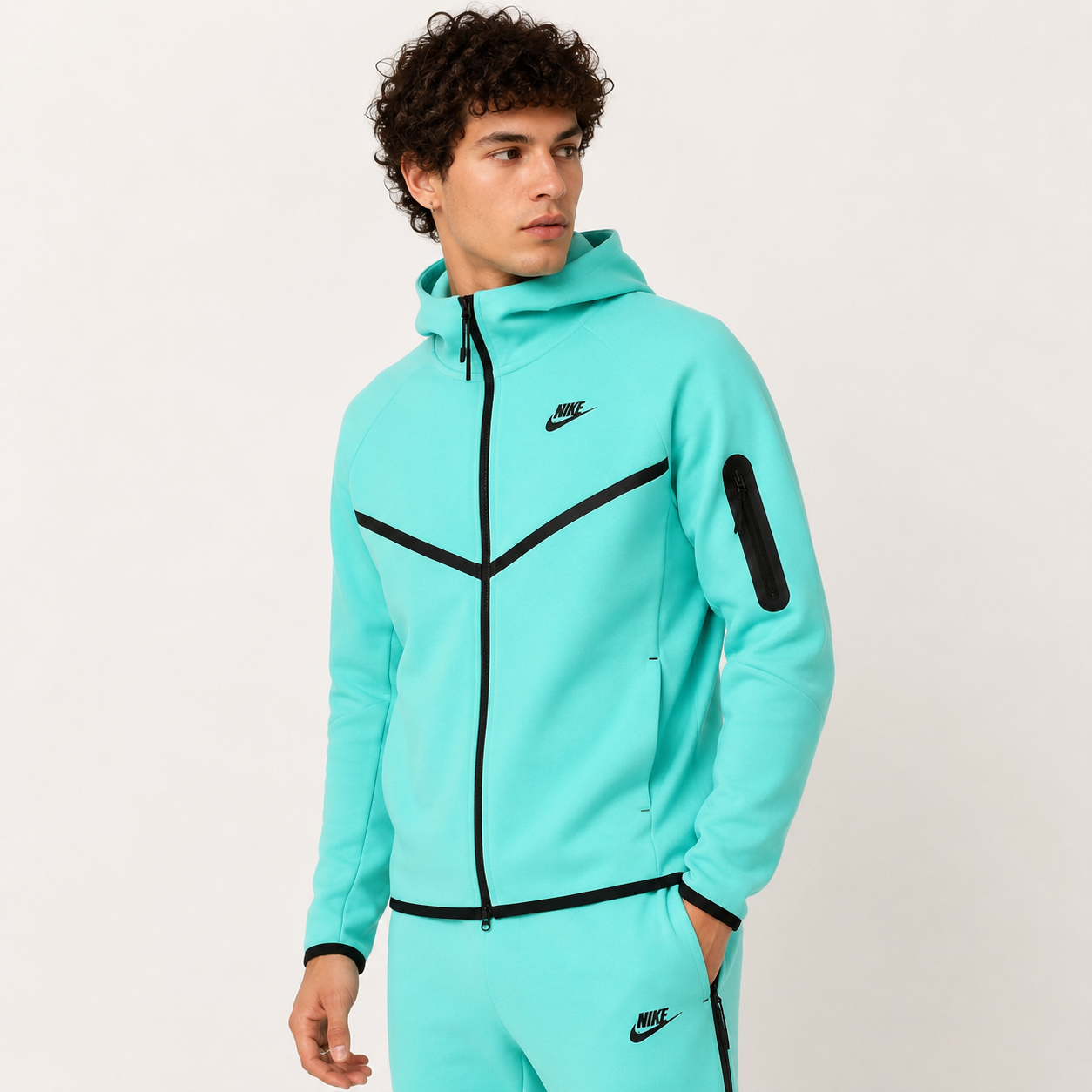 Nike Tech Fleece